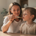 découvrez si les ampoules de noni sont efficaces et sécuritaires pour renforcer le système immunitaire des enfants, avec des conseils et précautions à connaître.